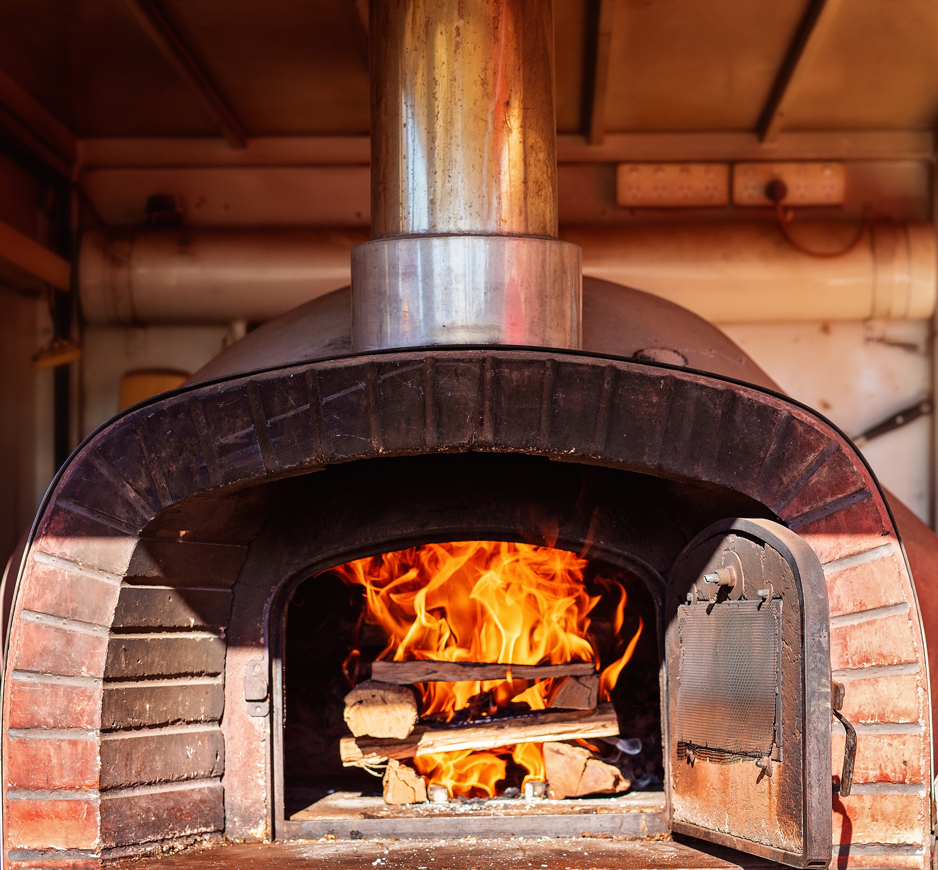 Wood Fired Pizza Oven